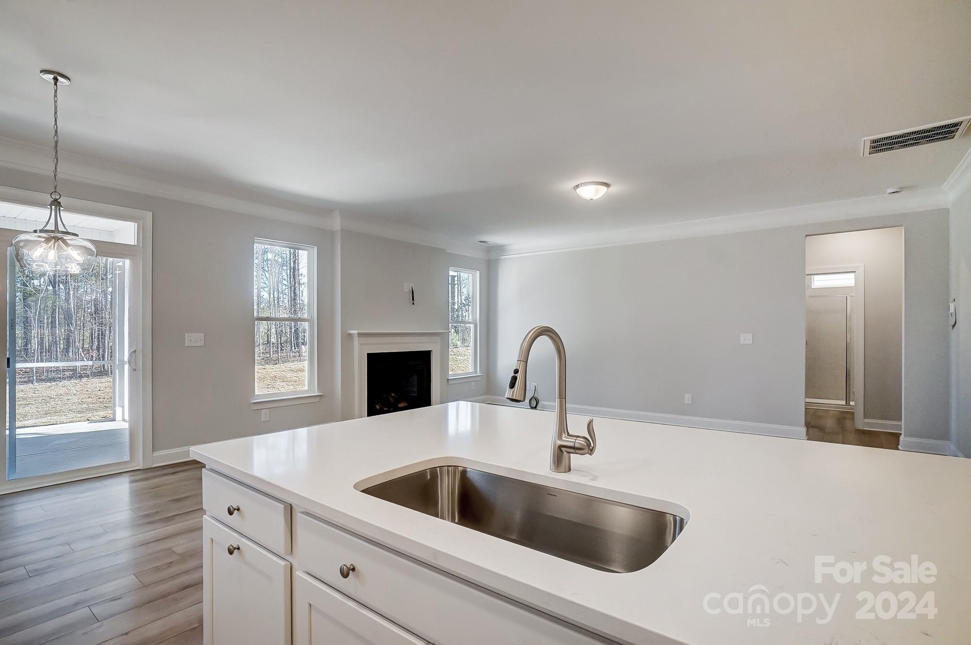 Hampton Woods - Residential