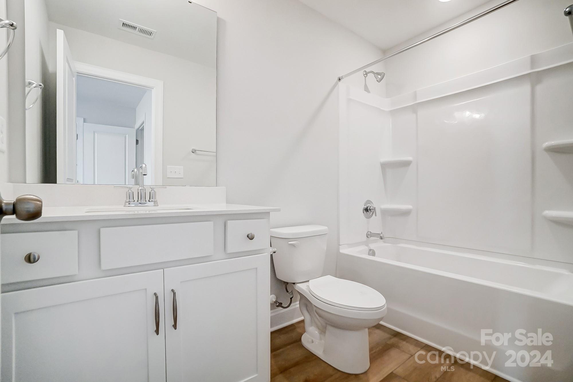 Hampton Woods - Residential