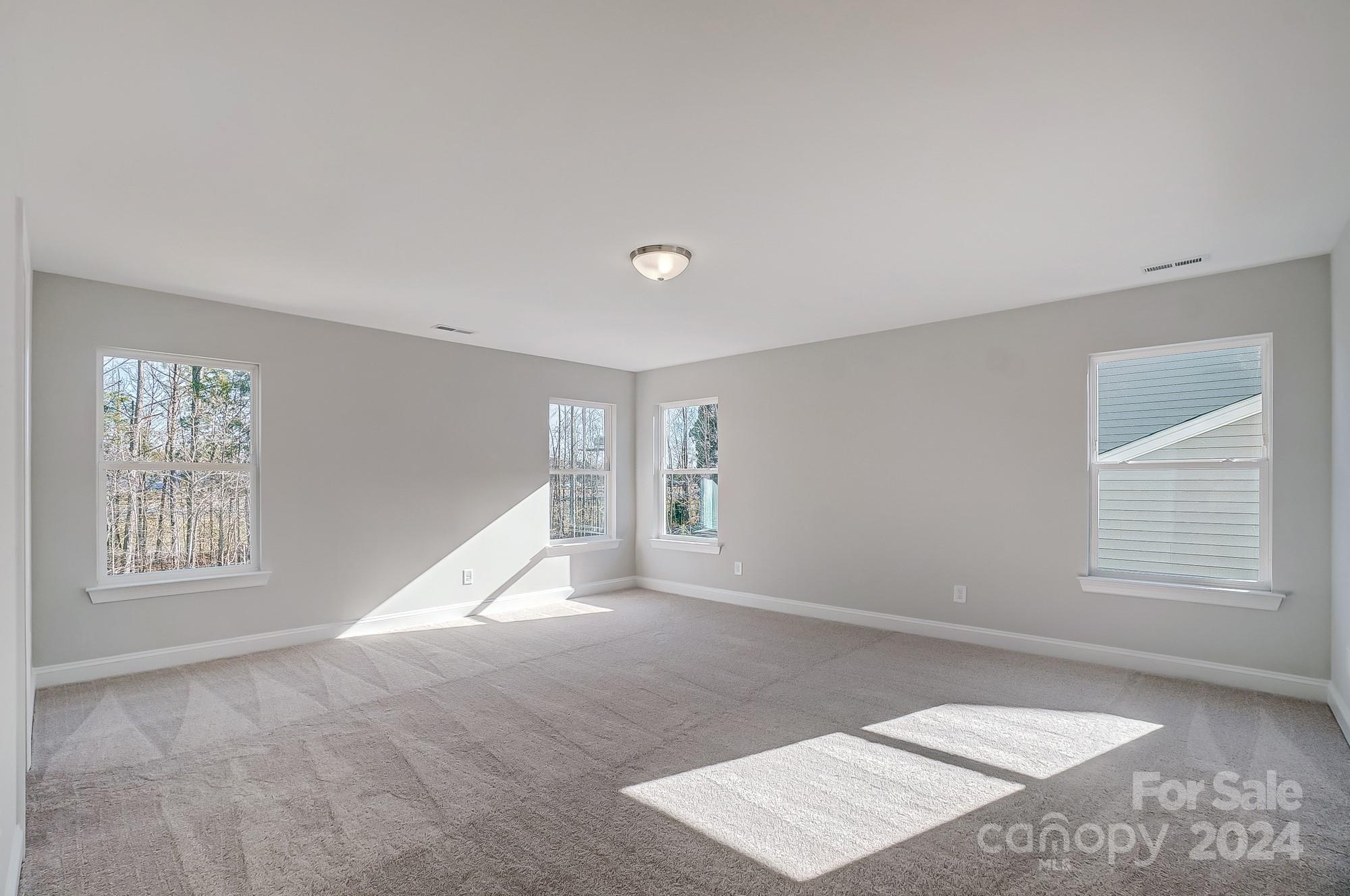 Hampton Woods - Residential