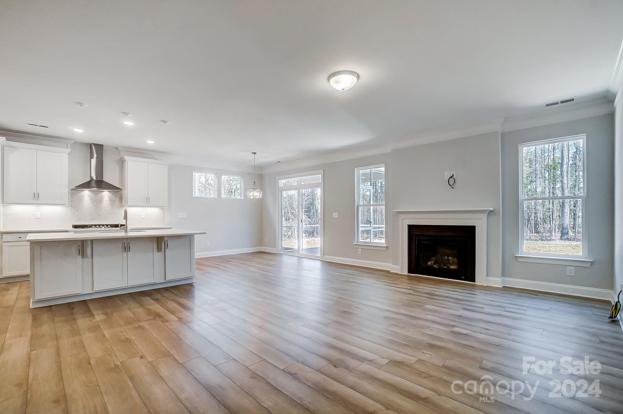 Hampton Woods - Residential