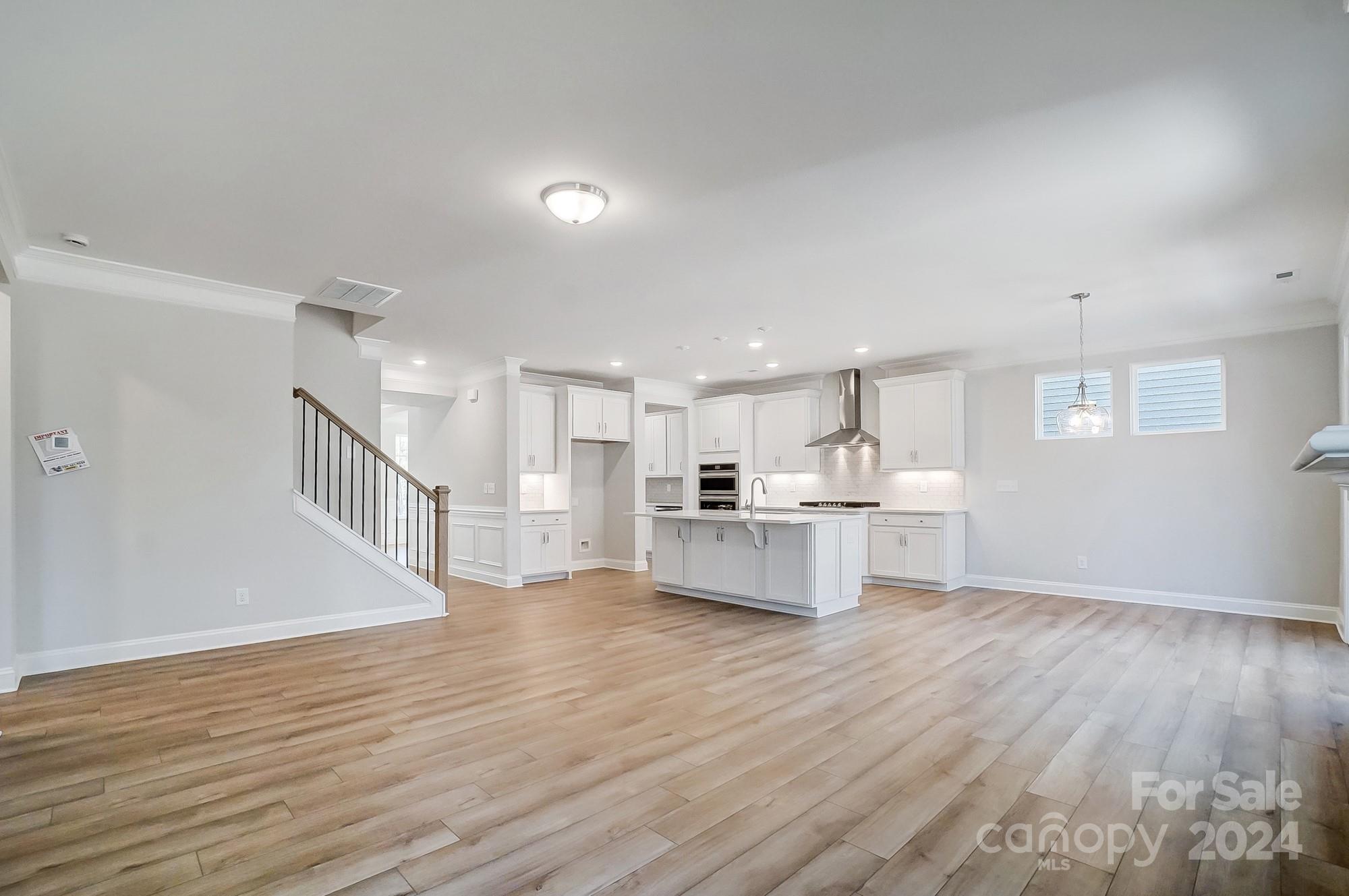 Hampton Woods - Residential