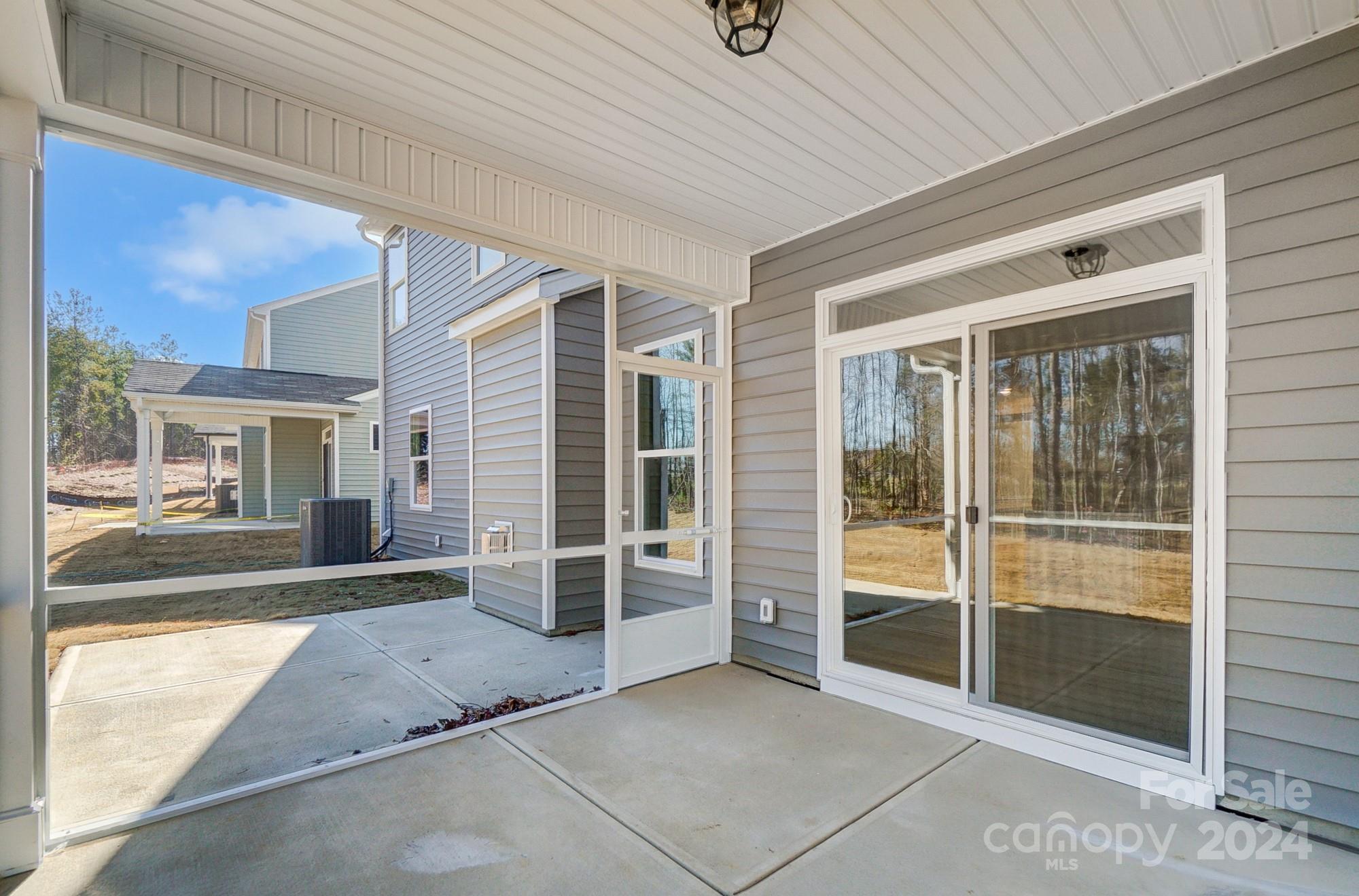 Hampton Woods - Residential