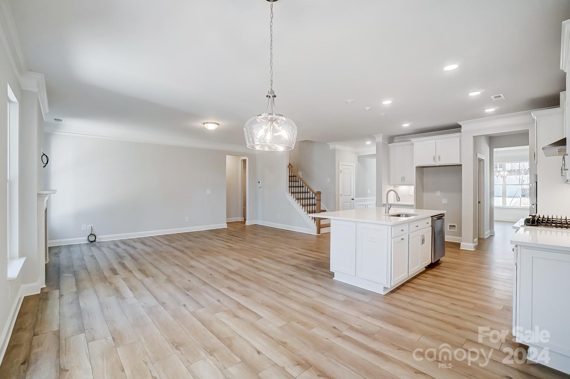 Hampton Woods - Residential