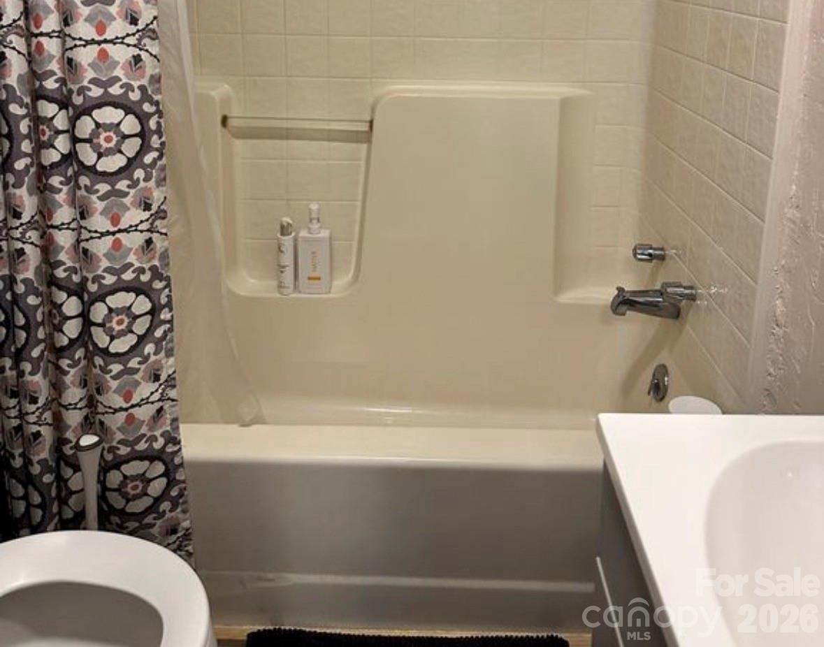 Harris Hill - Residential