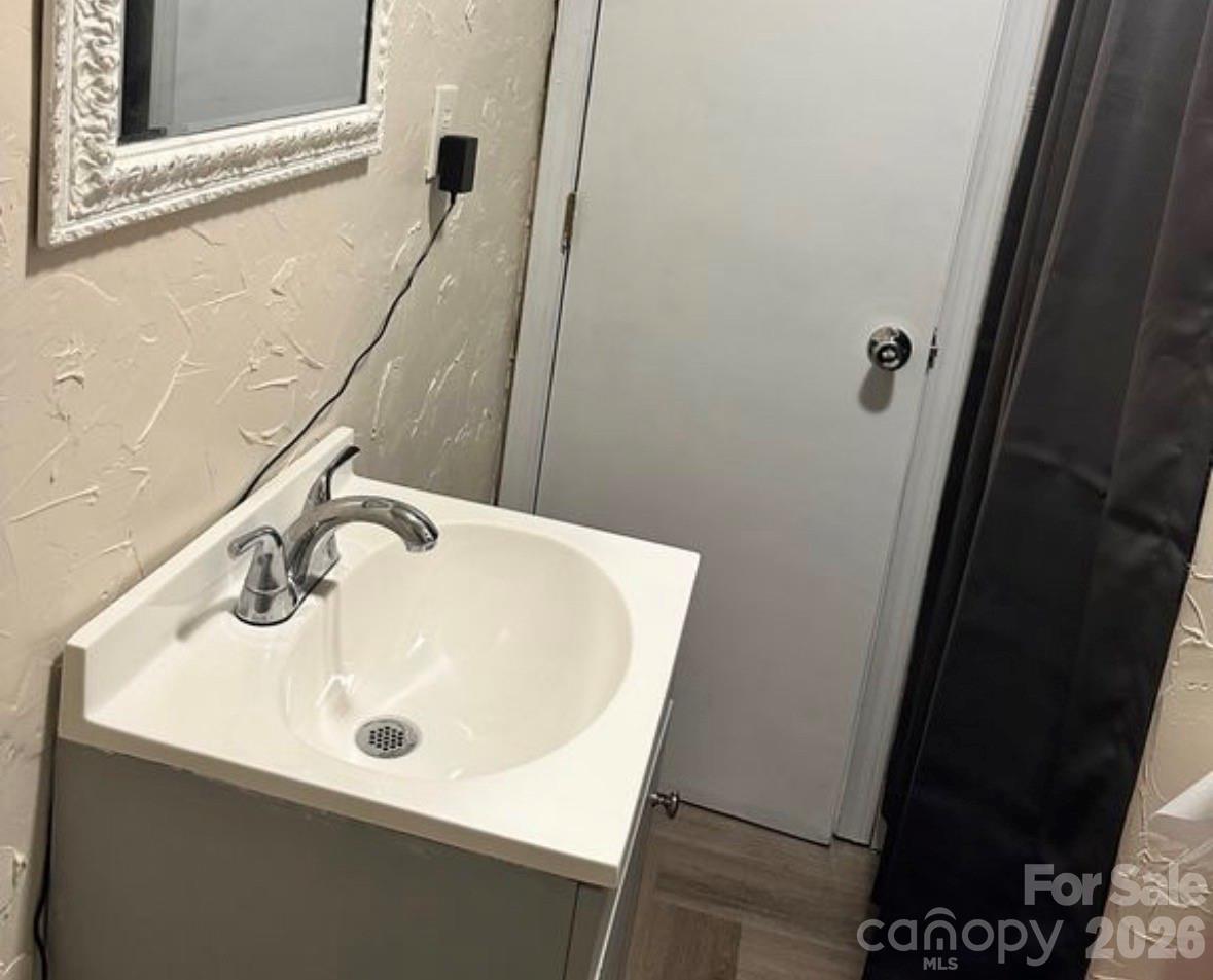 Harris Hill - Residential