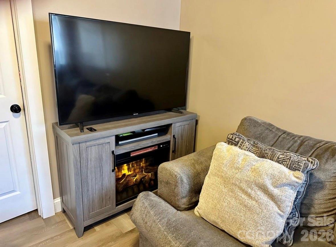 Harris Hill - Residential