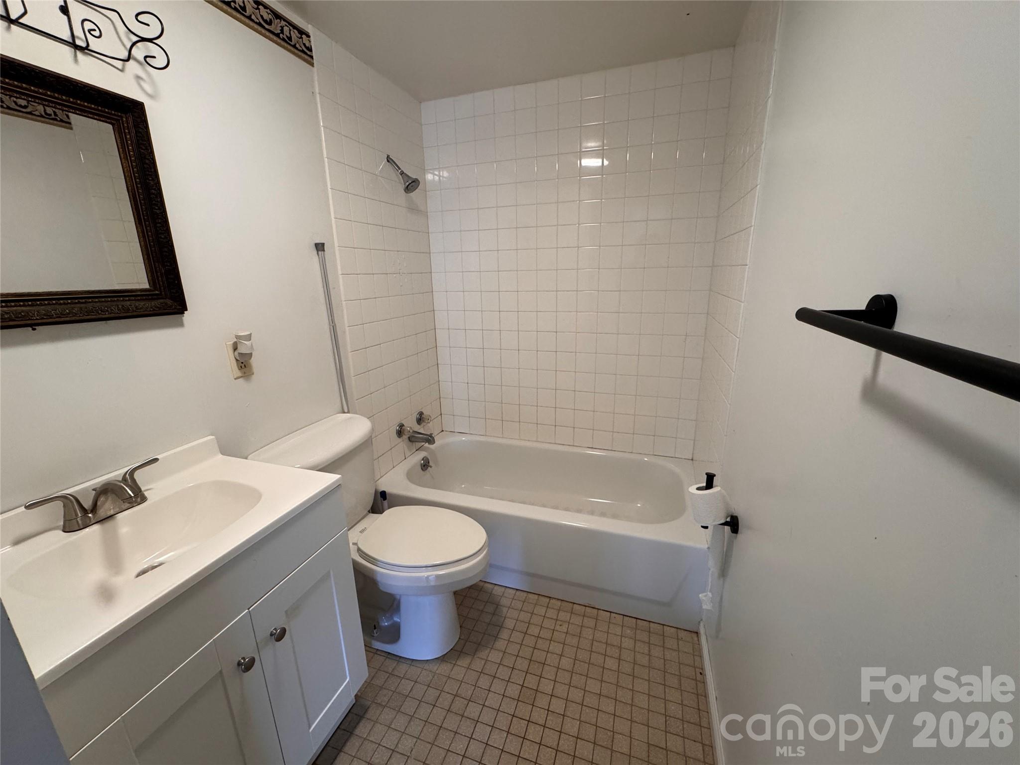 Harris Hill - Residential