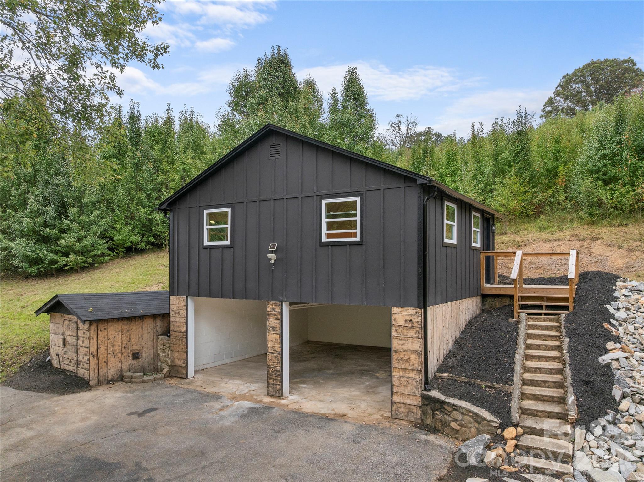 1277 Henson Cove Road