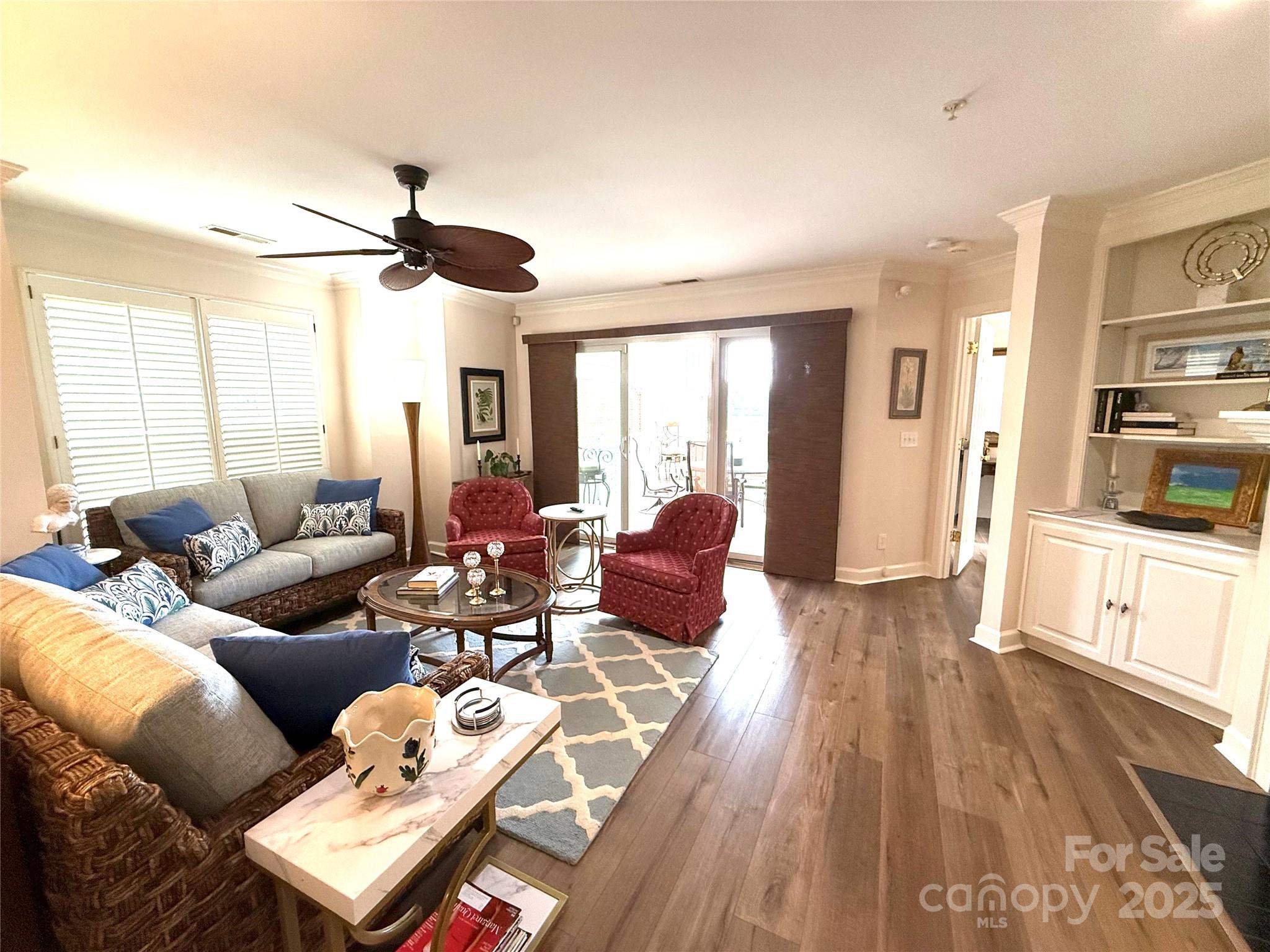 Spinnaker Point - Residential