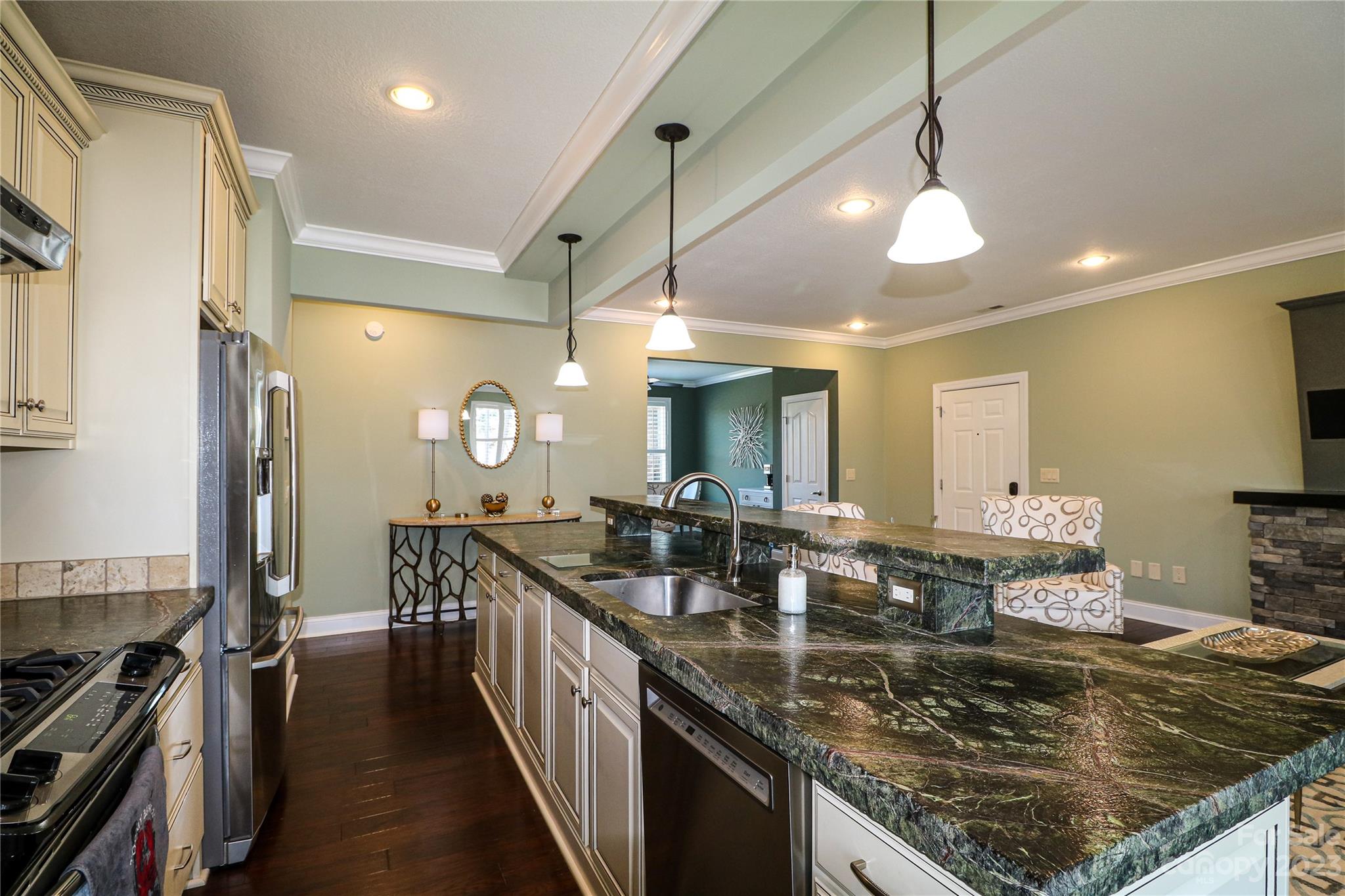 Sunset Pointe - Residential