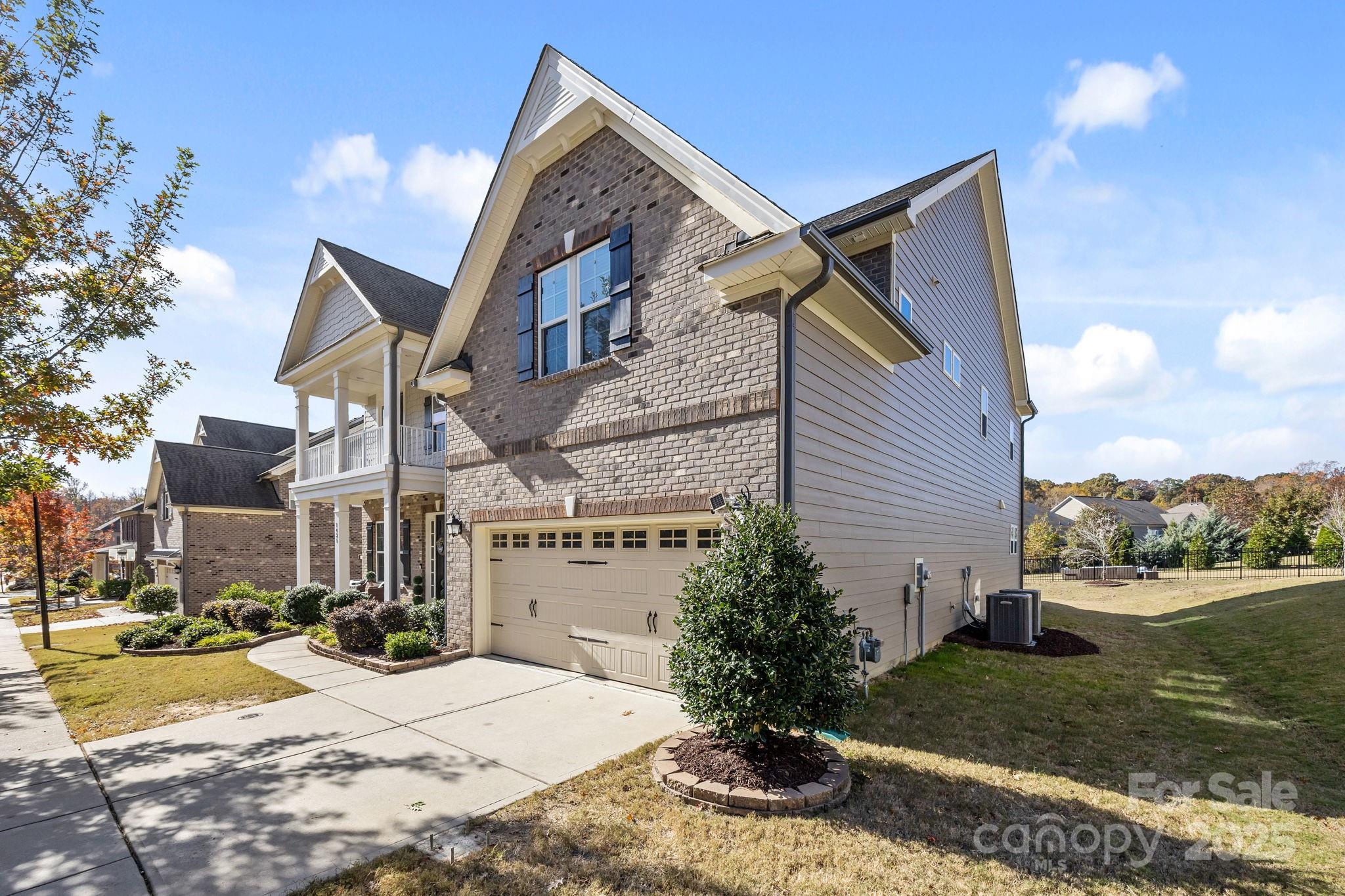 Brayden - Residential