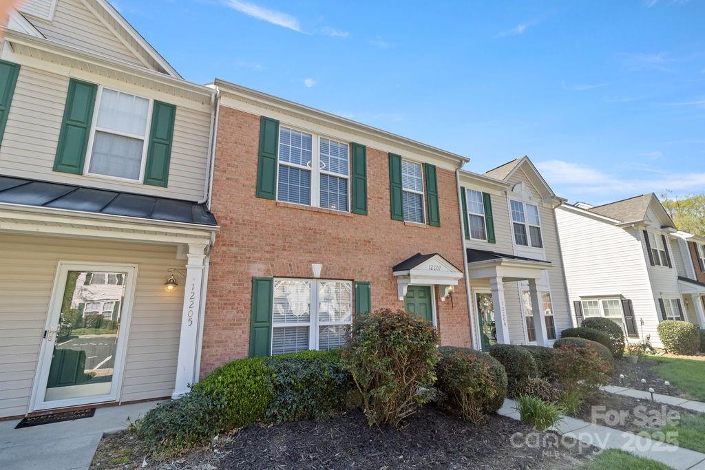 12207 Jessica Place
