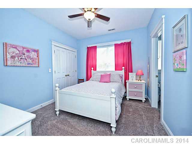 Lake Shore - Residential