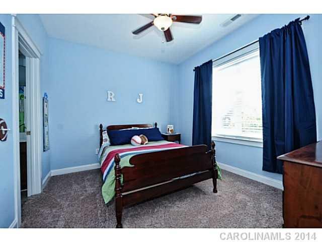 Lake Shore - Residential