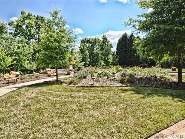 Lake Shore - Residential