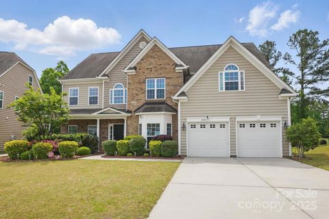 8923 Happiness Road Harrisburg NC 28075
