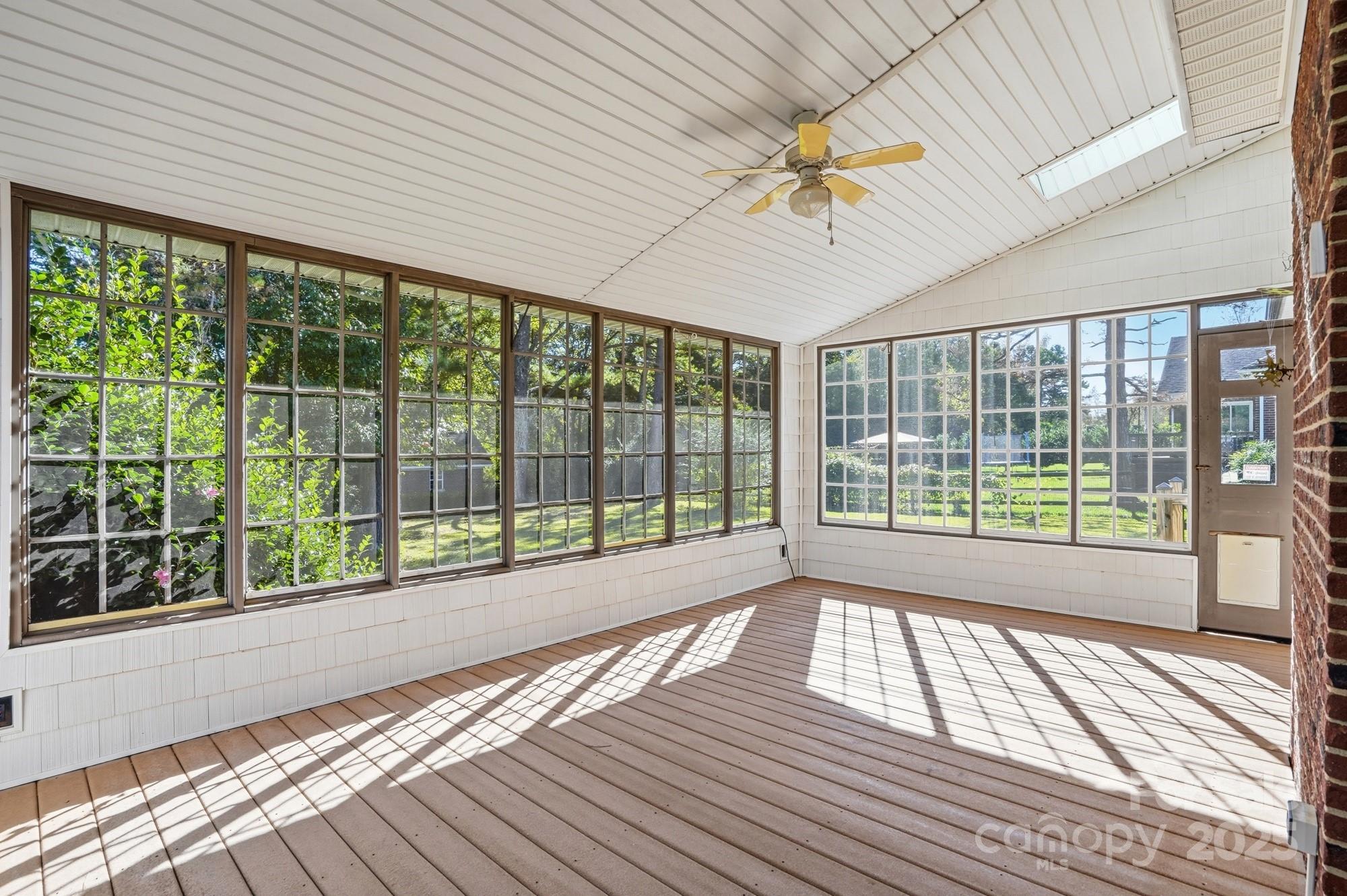 Meadowmere - Residential