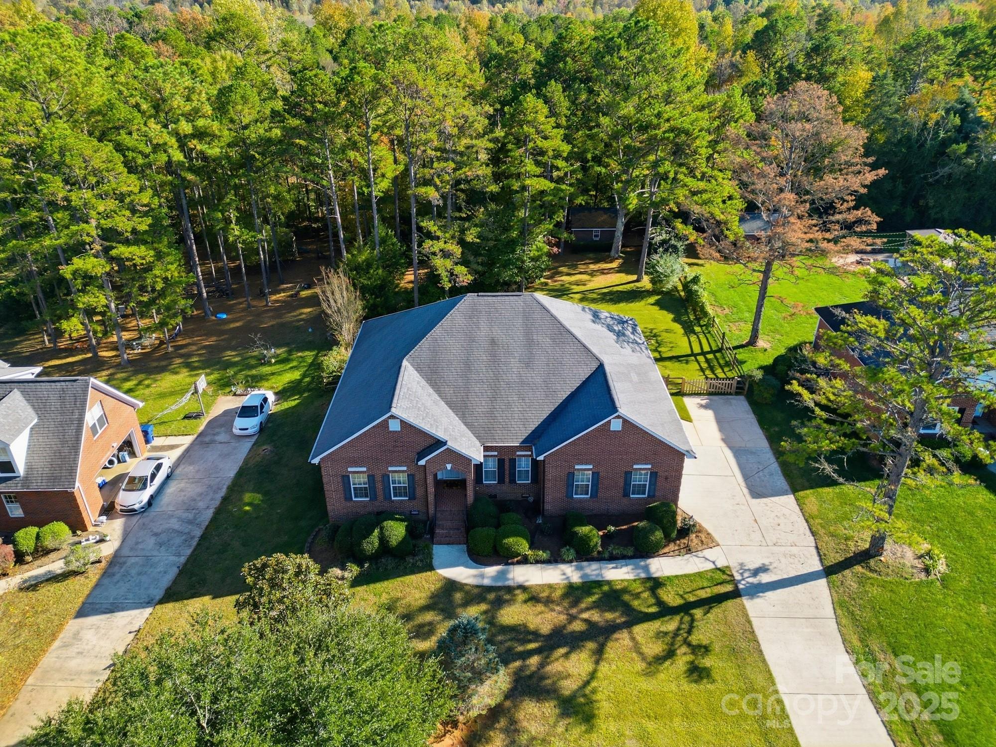 Meadowmere - Residential