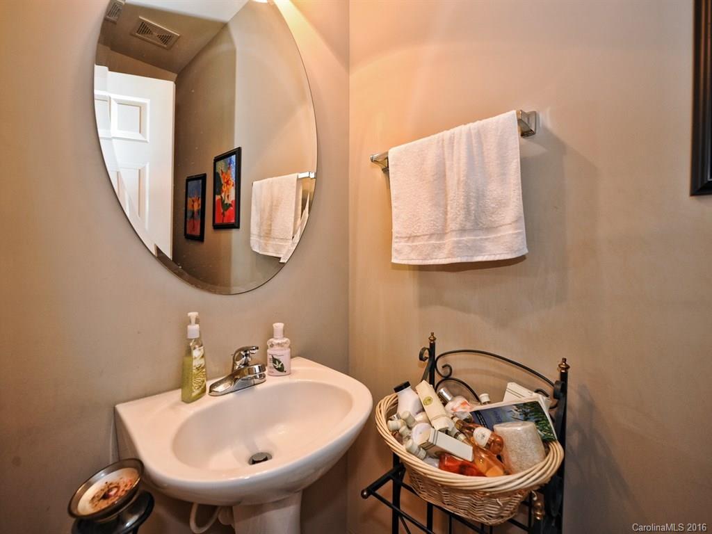 Lakeshore - Residential Lease