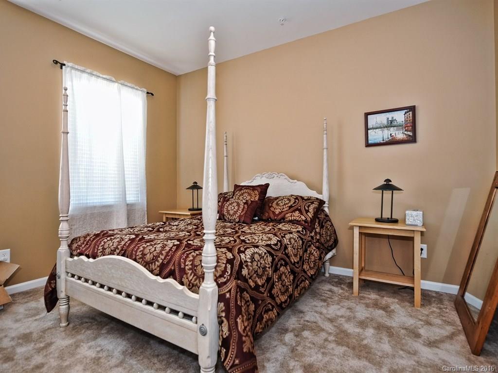 Lakeshore - Residential Lease