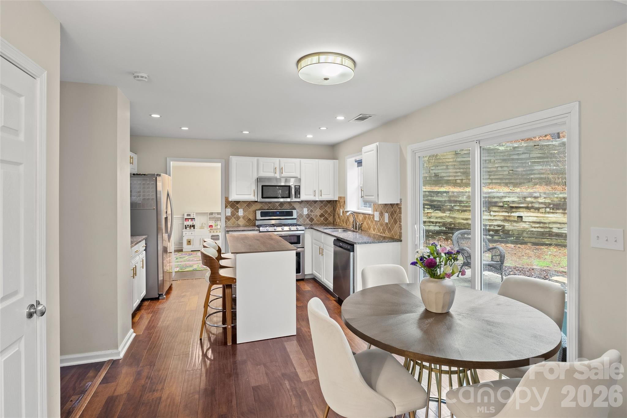 Harbor Club - Residential