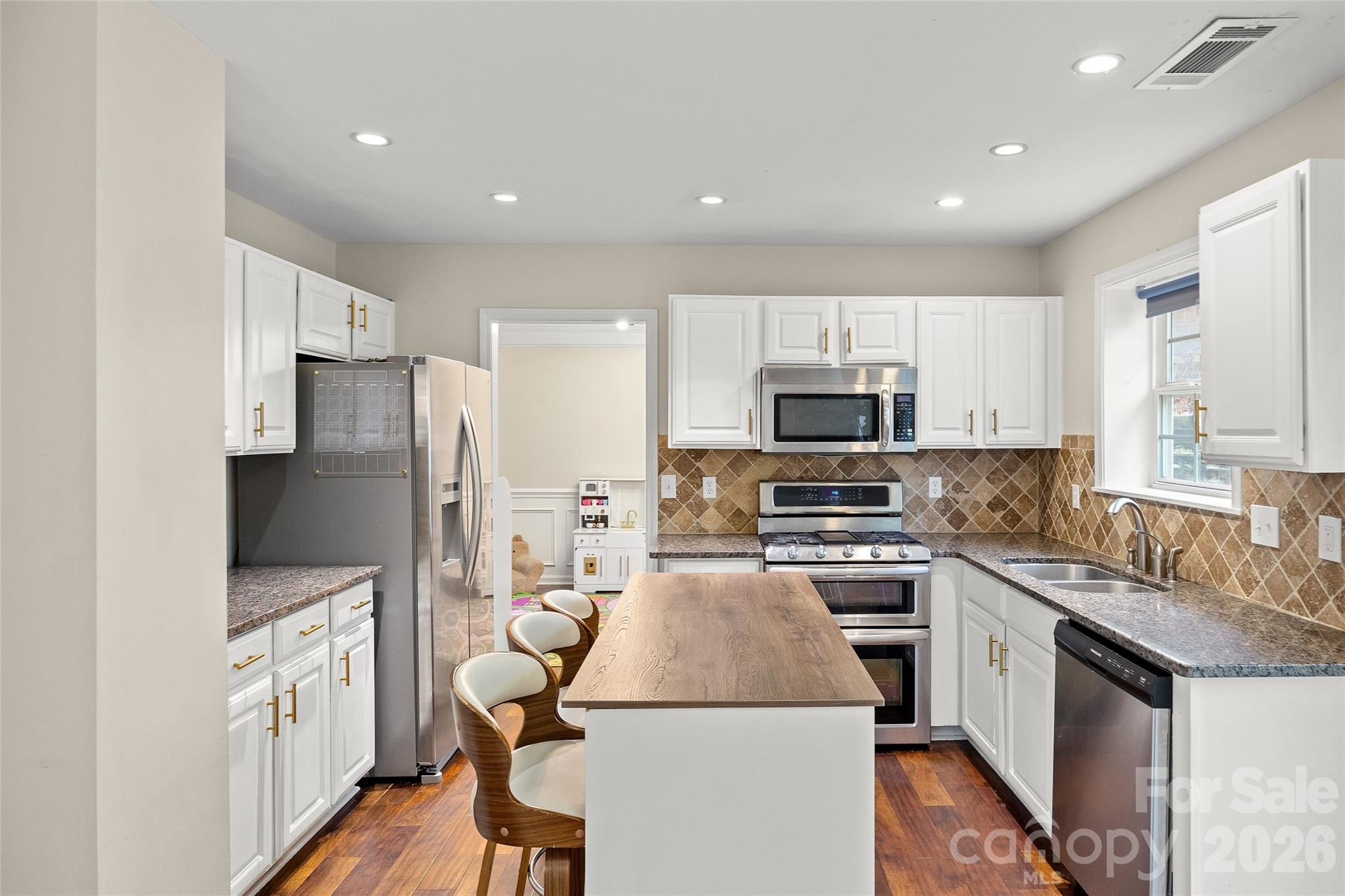 Harbor Club - Residential