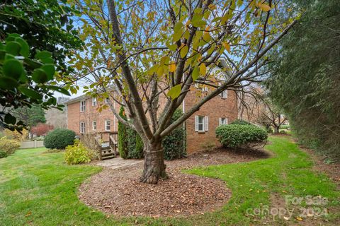 A home in Hendersonville