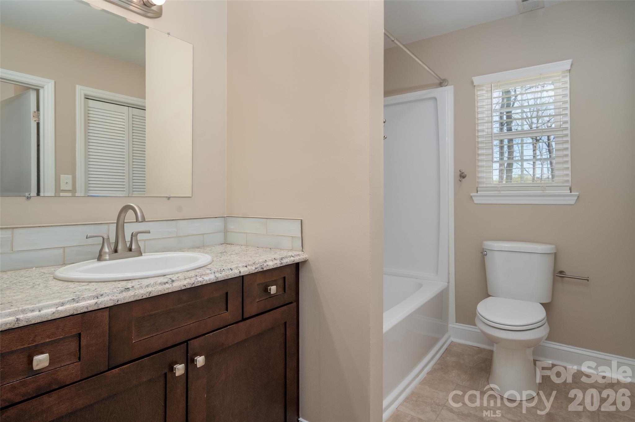Martin Lakes - Residential