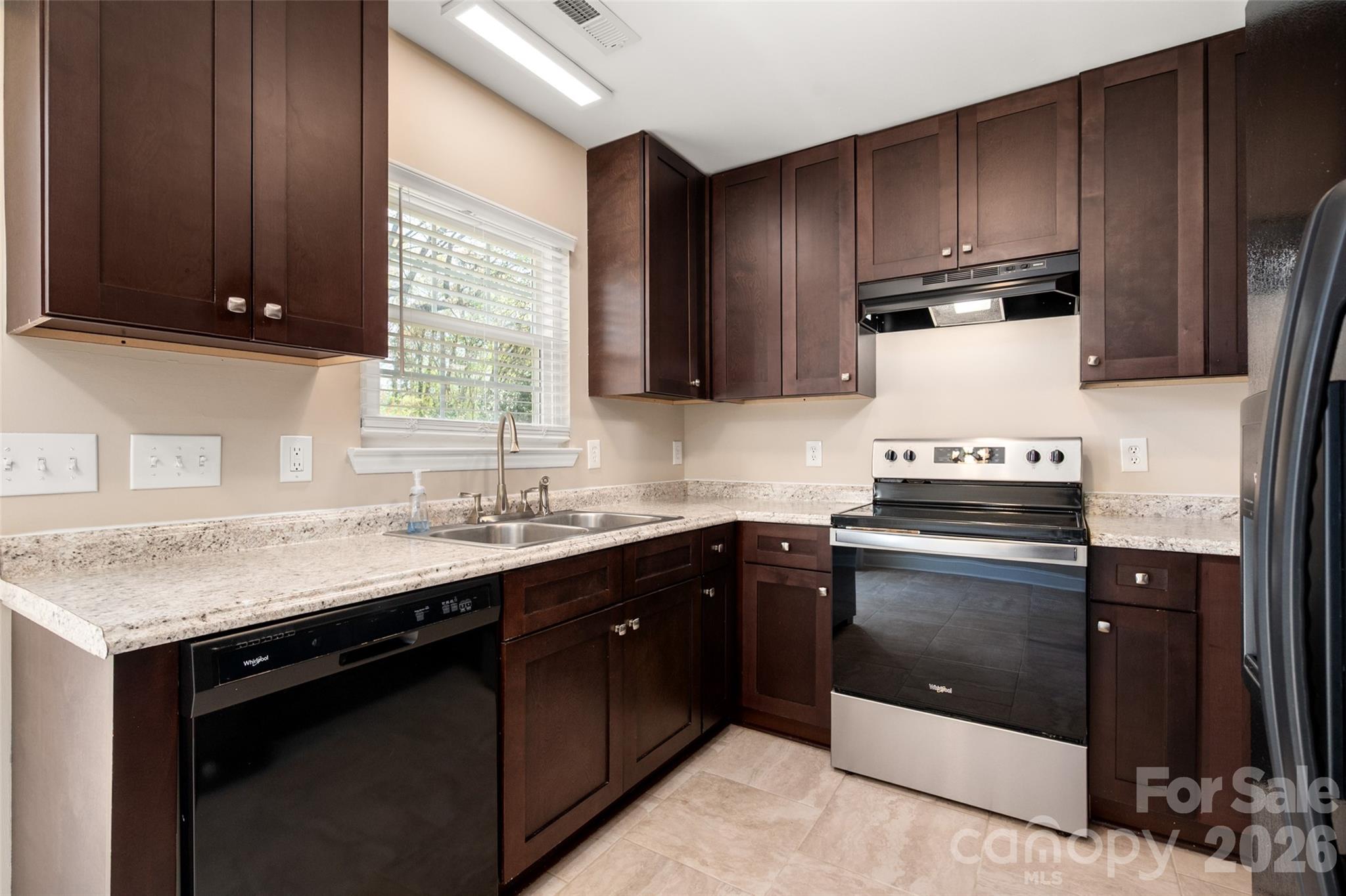 Martin Lakes - Residential