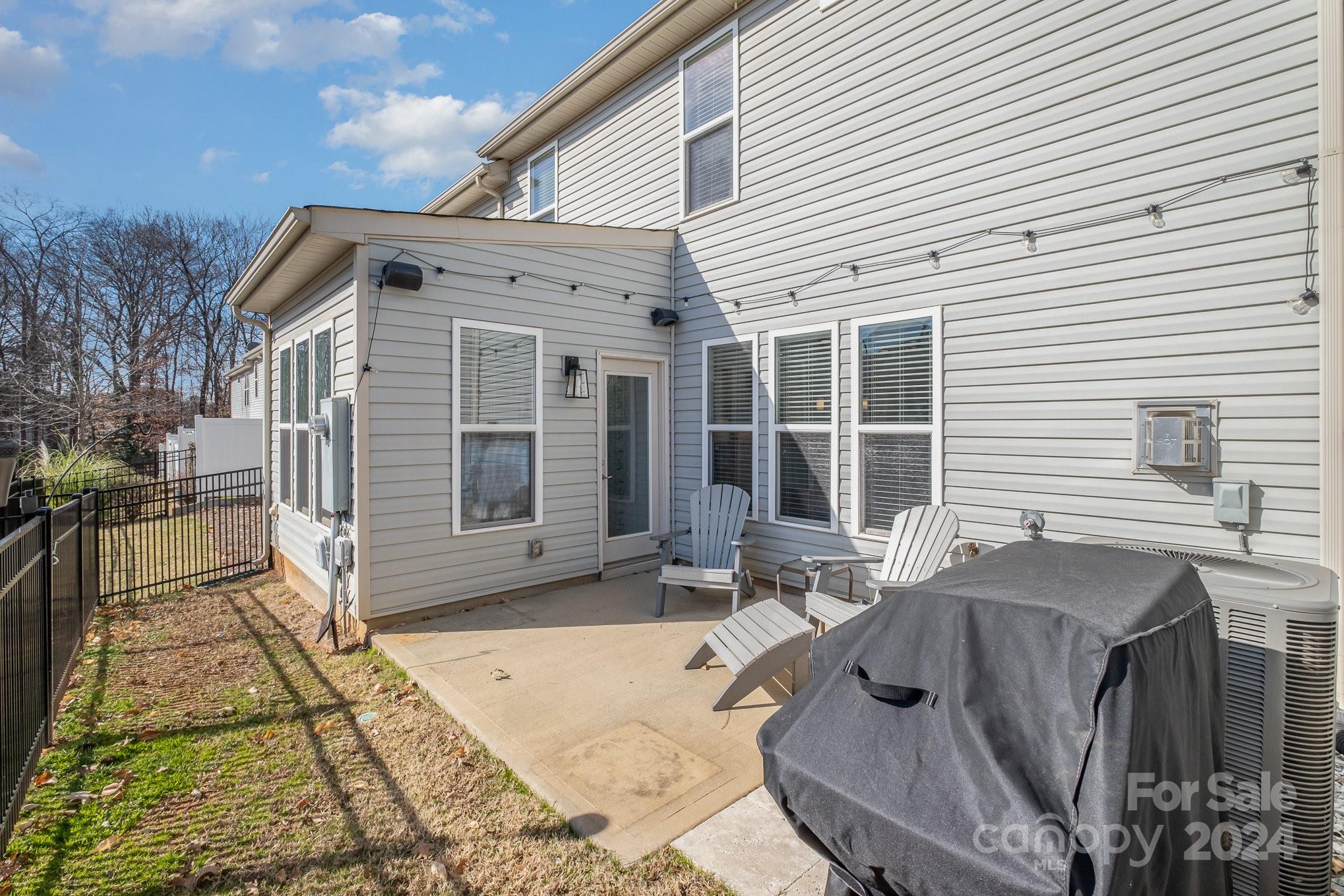 Park South Station - Residential