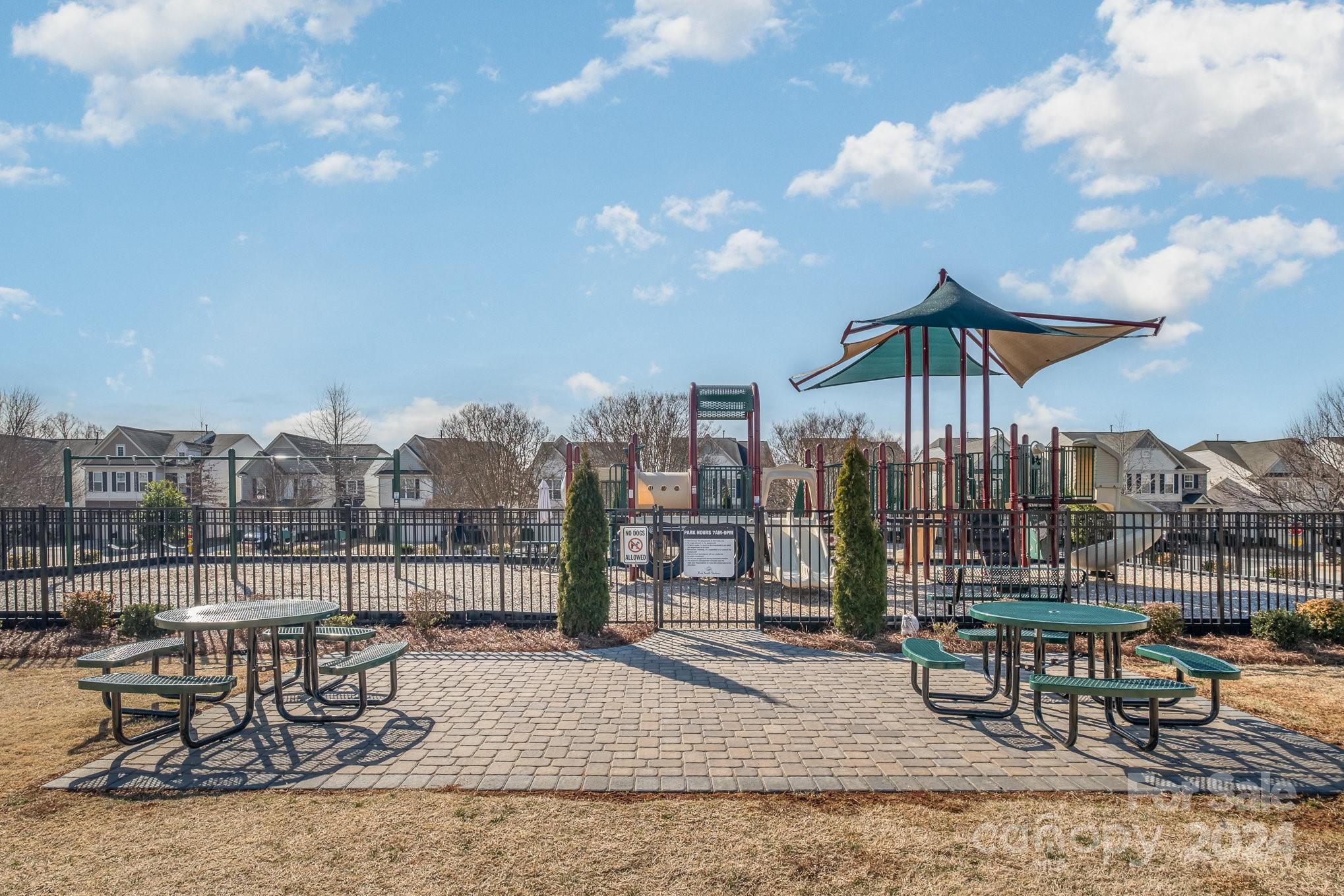 Park South Station - Residential