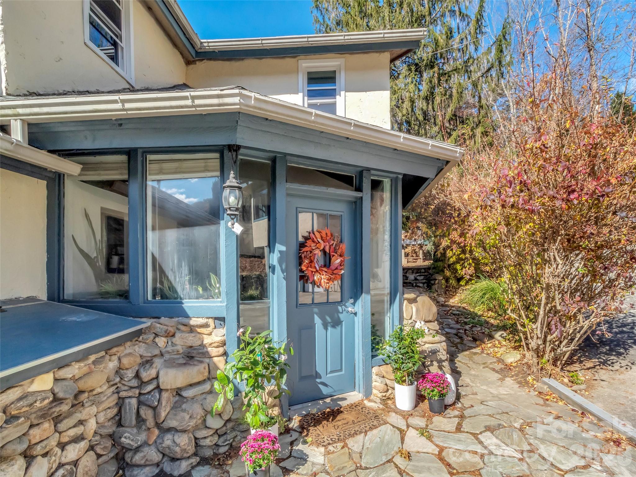 126 Arrowwood Way