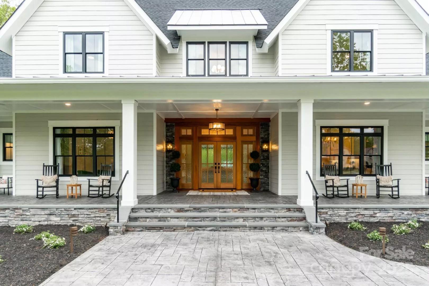 5745 Lake Pointe Drive