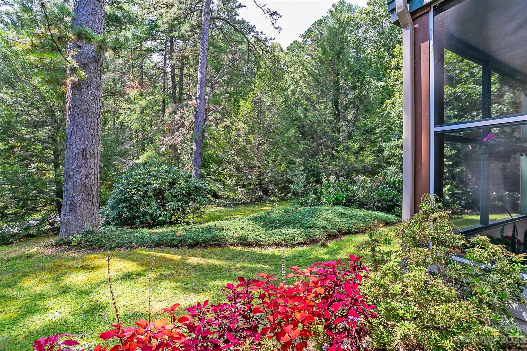 Straus Park - Residential