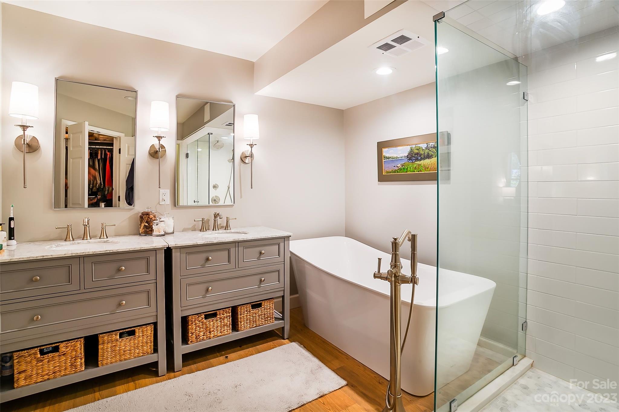 Straus Park - Residential