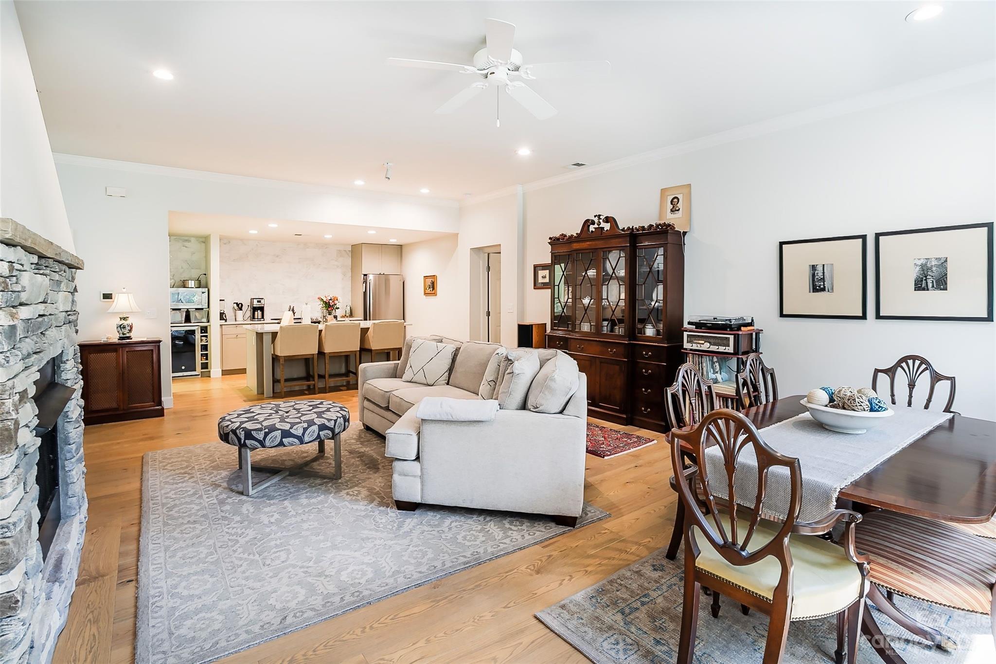 Straus Park - Residential