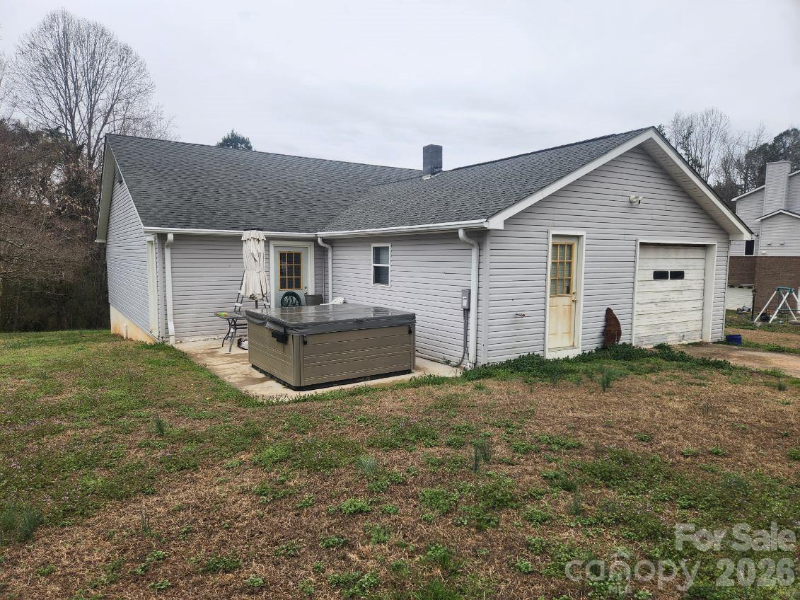 1833 Mountain Creek Road