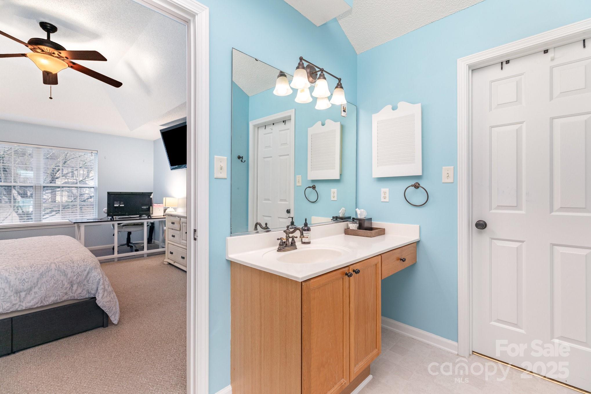 Thornblade Hills - Residential