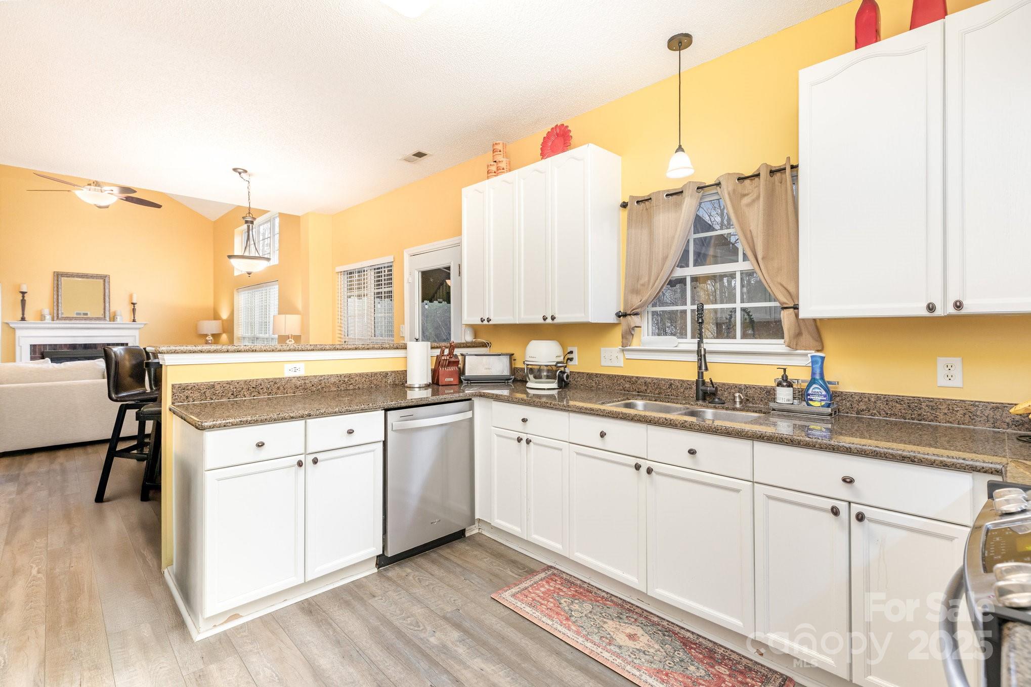 Thornblade Hills - Residential