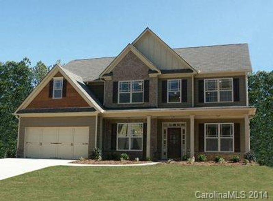 Fieldstone plan, 2835SF, 5 bedrooms and 3 Baths. Guest bedroom and full bath on the 1st floor. Laundry room is down. Formal Living and Dining Rooms just inside the front door. Beautiful Island Kitchen and huge walk in pantry. Granite standard through out the house.