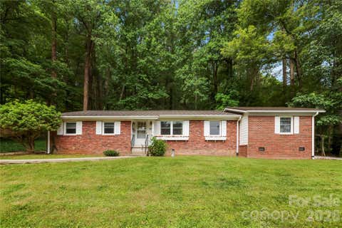 Photo of 421 Comet Drive, Hendersonville, NC 28791 (MLS # 4390934)