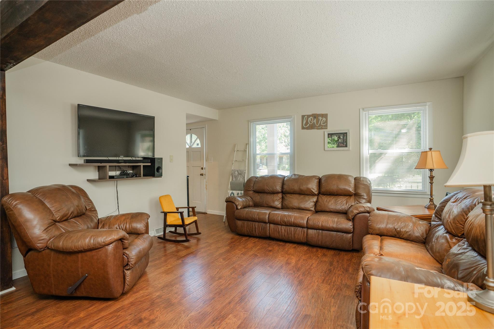 427 Willow Road