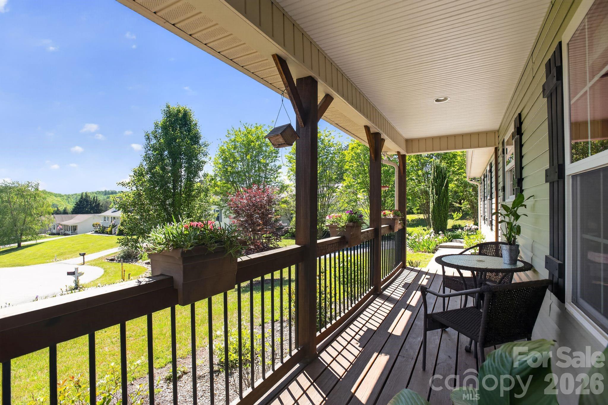 75 N Sunset Ridge Drive
