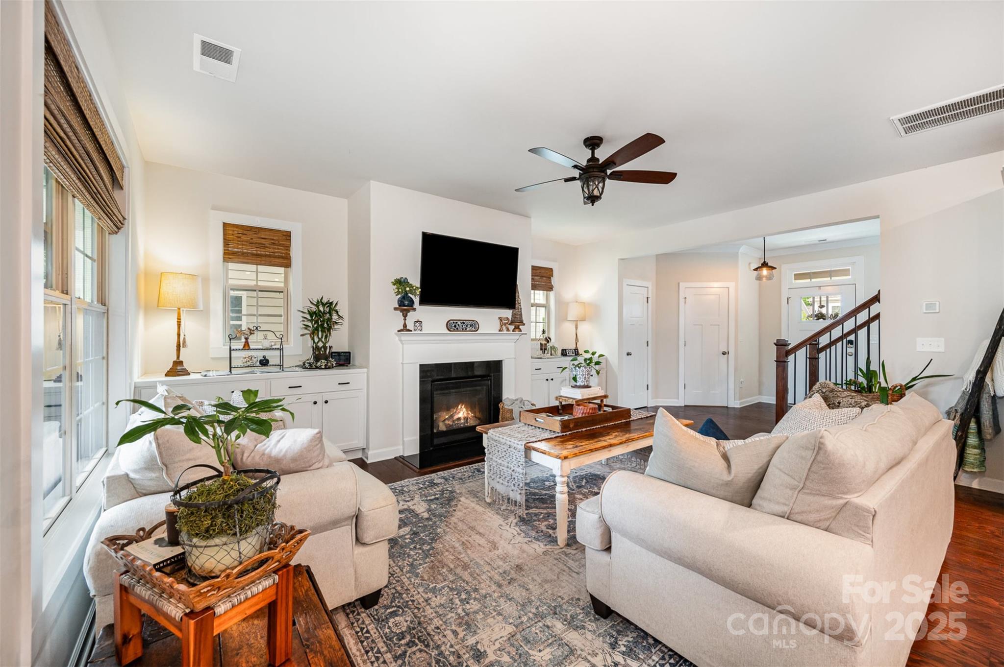 915 Claires Creek Lane
