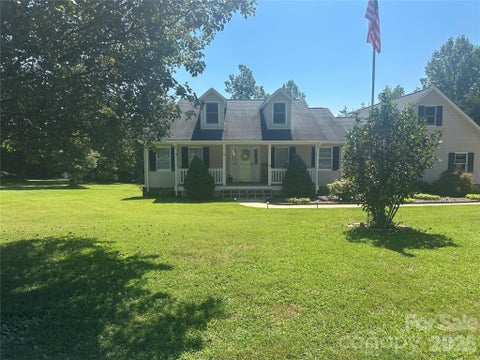 Photo of 3105 Hunters Ridge Court, Morganton, NC 28655 (MLS # 4422506)