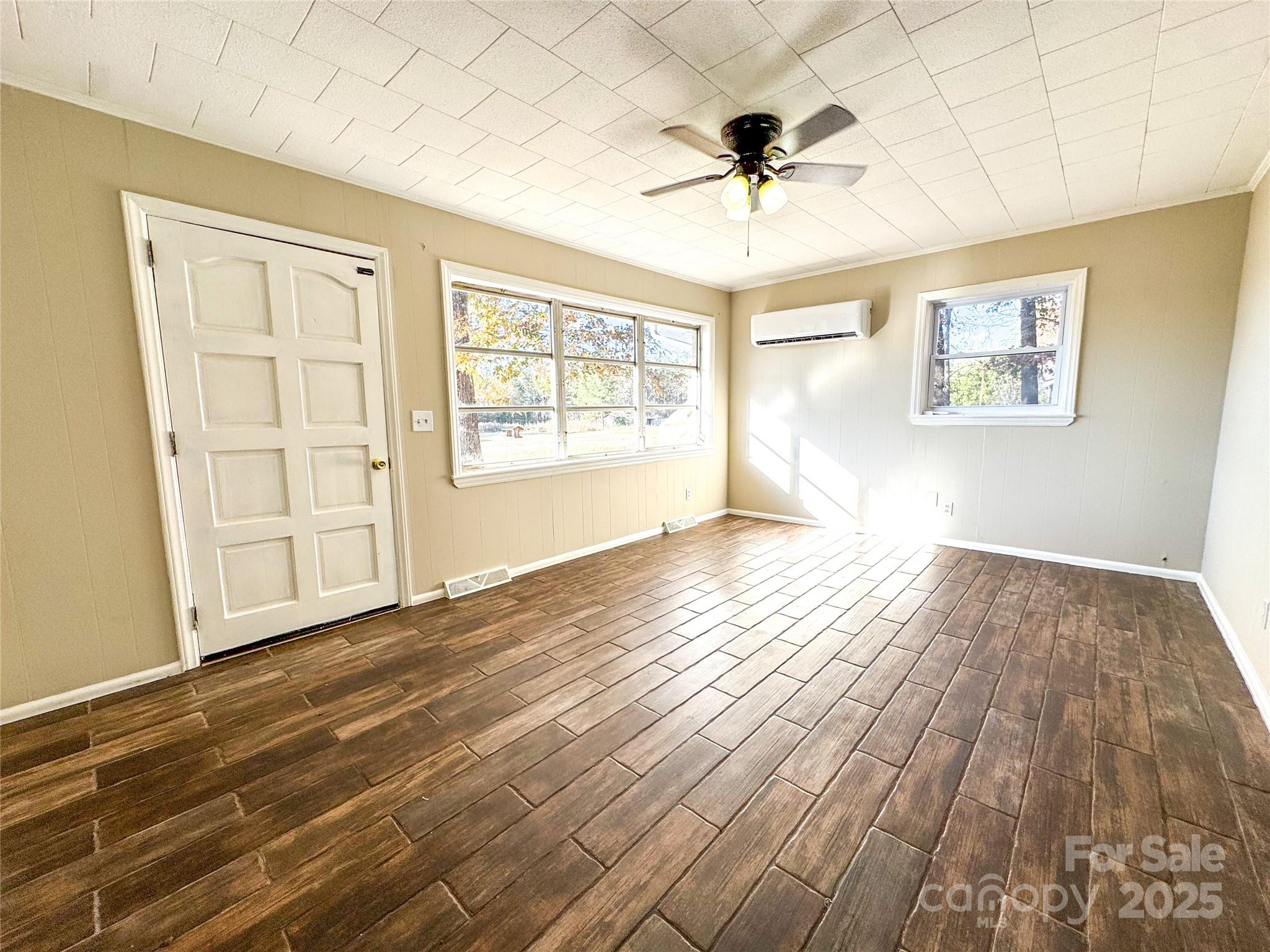 3568 Ken Mcentire Road