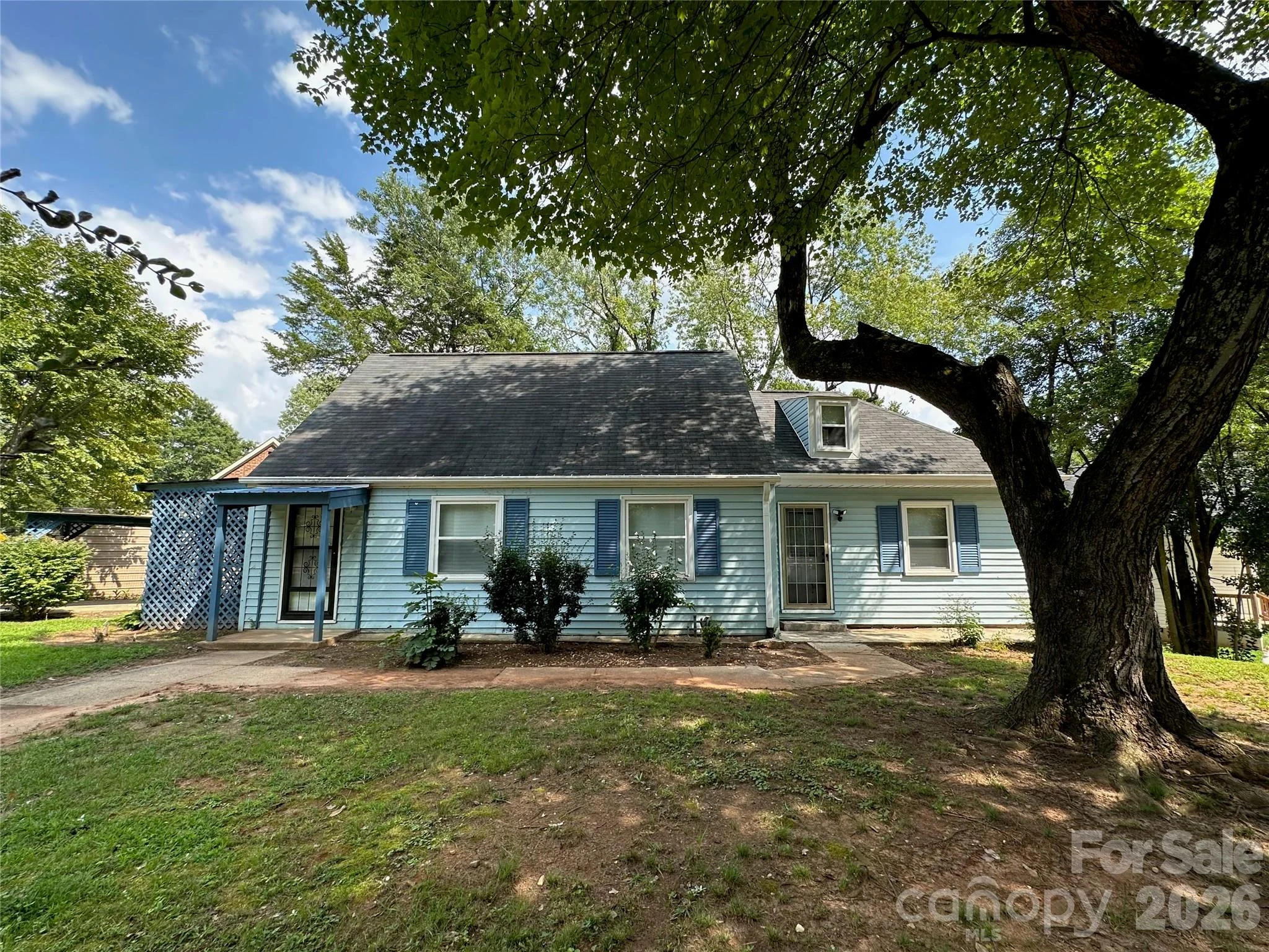1012 Louise Road, Winston Salem, NC, 27107