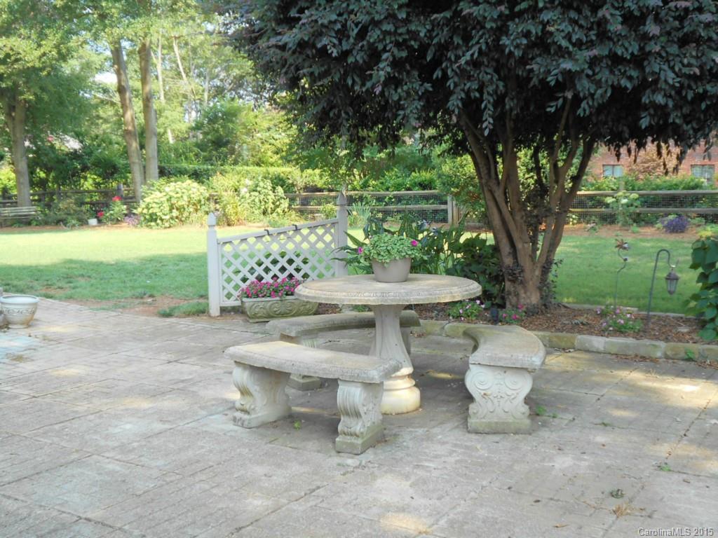 Beacon Knoll - Residential