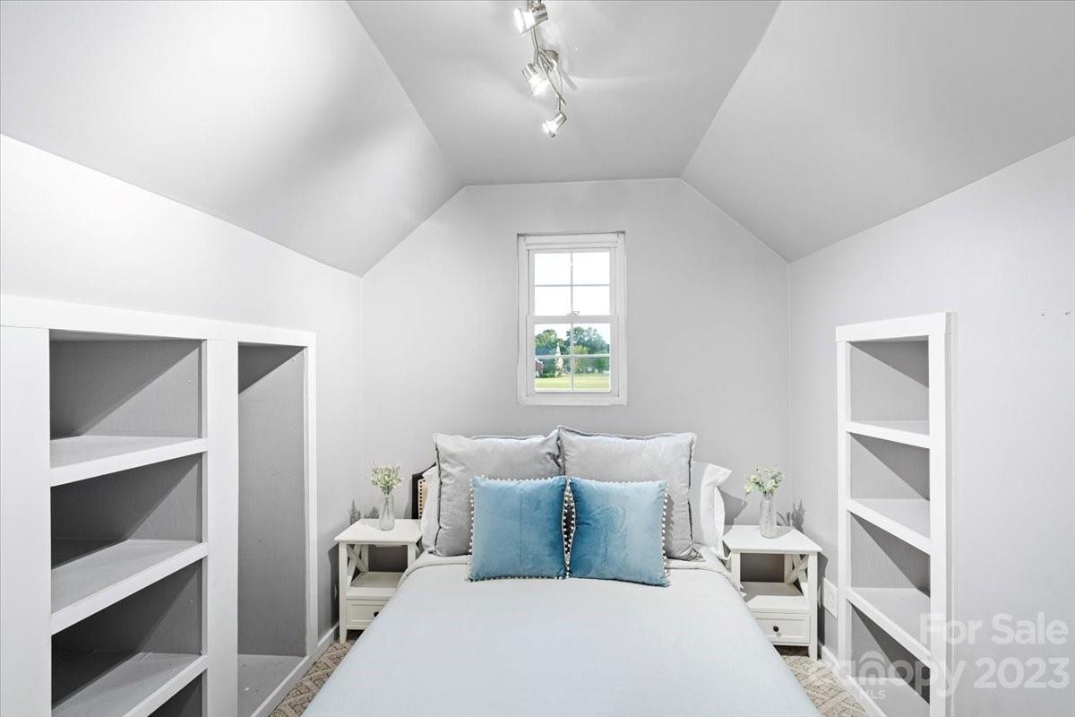 Lake Park - Residential