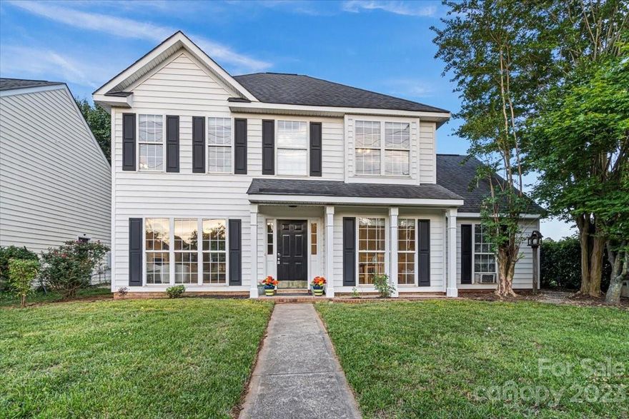 Wonderful 2 story Home in Lake Park!  Corner lot with open floor plan on main. Spacious Master Bedroom has a deep tray ceiling,and a large walk-in closet. Master bath has a soaking tub, dual sinks and shower. Also upstairs are two secondary bedrooms one of them has an extra space to make a loft or office space, Nice & bright hall bathroom. Fenced yard perfect for your pet or entertaining area. Great Schools! Minutes from retail, shopping, 74, 485 and the Monroe Bypass, this home is just waiting for you, make your appointment asap!